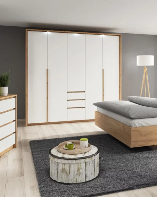 XELO KLEIDERSCHRANK 230